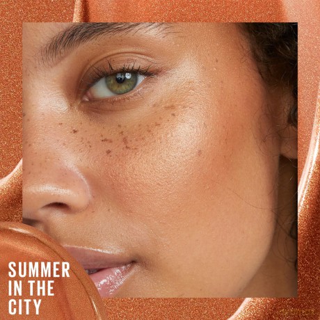 Maybelline New York Sunkisser Blush, Flüssiger Blush für sonnengeküssten Glow, Mit lichtreflektierenden Perlen und Pigmenten, Zartschmelzende Formel mit Vitamin E, 12 Summer in the City, 4,7 ml