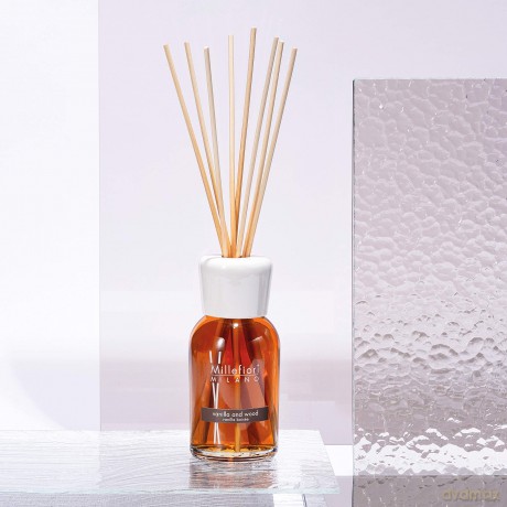 Millefiori 7REMDV Vanilla und Wood Nachfüllflasche 250 ml für Natural Raumduft Diffuser, Plastik, Braun, 6 x 5.5 x 13.7 cm, 1 Einheiten