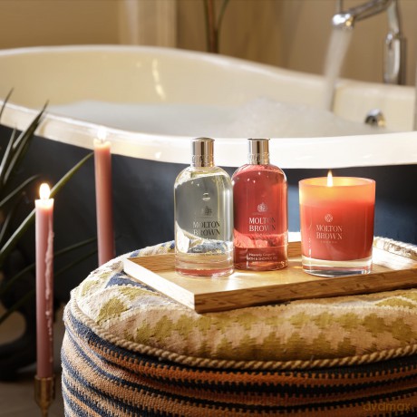 Molton Brown Heavenly Gingerlily Bade- und Duschgel 300 ml