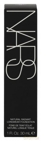 Nars Natural Radiant Longwear Foundation