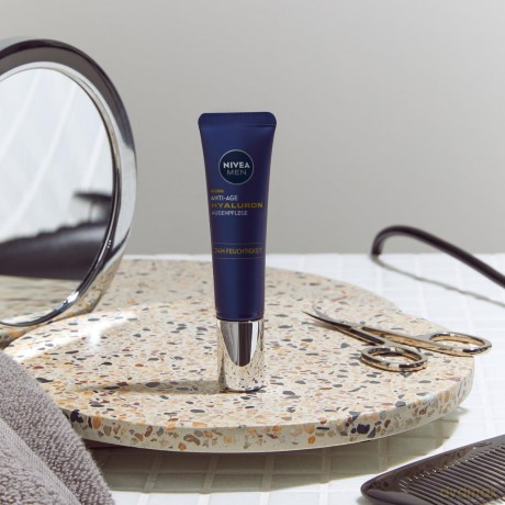 NIVEA MEN Anti-Age Hyaluron Augenpflege, straffende Augencreme gegen Falten und Augenringe, feuchtigkeitsspendende Augenpflege mit Hyaluron (15 ml)