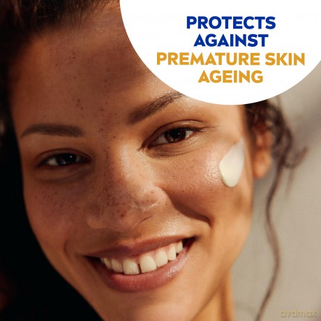 NIVEA UV Face Shine Control SPF50 (50ml), Gesicht Sonnencreme, UV Gesichtscreme, Feuchtigkeitscreme mit LSF50 für den täglichen Gebrauch, Sonnenschutz für sofortigen UVA/UVB Schutz