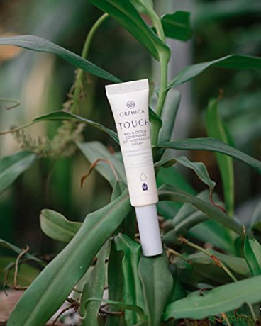 ORPHICA Serum für Nägel und Nagelhaut mit Stift, 15 ml | Professionelle Nagelhautpflege mit Pflegeöl, Arganöl, Vitamin A, E, B3 | Nagelstärker, Nagelaufbauserum | Nail Repair Conditioner | Nagelpflege