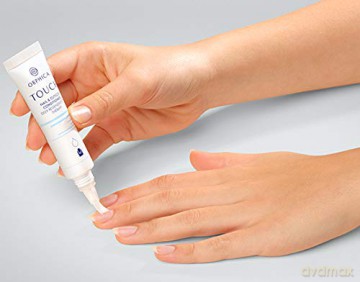 ORPHICA Serum für Nägel und Nagelhaut mit Stift, 15 ml | Professionelle Nagelhautpflege mit Pflegeöl, Arganöl, Vitamin A, E, B3 | Nagelstärker, Nagelaufbauserum | Nail Repair Conditioner | Nagelpflege