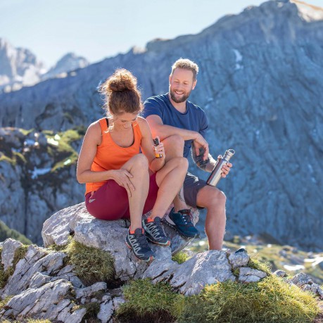 PRIMAVERA Aktivwohl Gelenkwohl Einreibung bio 10 x 50 ml - lindernder Effekt bei einer Gelenkmassage - Aromatherapie - aktivierend, mobilisierend - vegan
