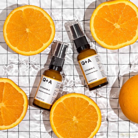 Q+A Vitamin C Aufhellendes Serum, 30 ml