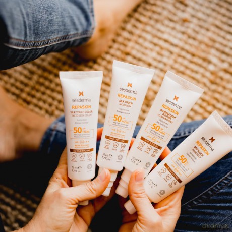 REPASKIN FACIAL SPF50 tacto seda con color 50 ml