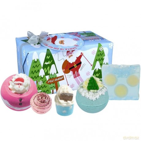 Santa`s Coming bath gift set