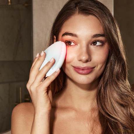Silk'n Gesichtsreinigungsbürste I Bright Lux I Skincare für ausgeglichene Haut I 4-in-1-Gesichtsbürste mit Infrarot-Technologie, blau