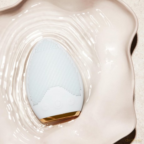 Silk'n Gesichtsreinigungsbürste I Bright Lux I Skincare für ausgeglichene Haut I 4-in-1-Gesichtsbürste mit Infrarot-Technologie, blau