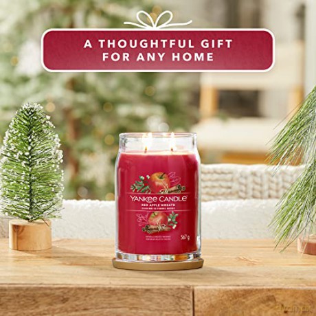Yankee Candle Red Apple Wreath