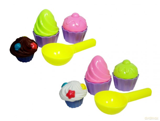 Foremki do piasku-lody