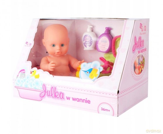 Lalka Julka w wannie
