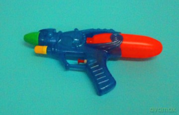 Pistolet na wodę