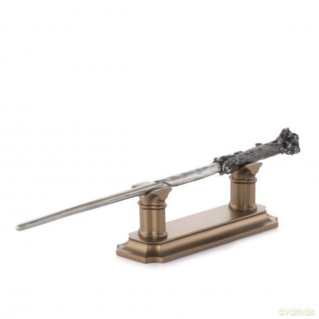 Harry Potter Pewter Wand Replica With Stand