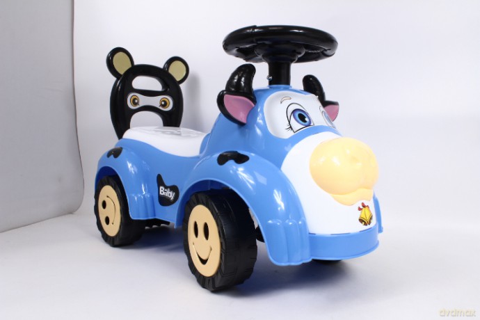 Jeździk duży krówka z dźwiekiem FD-6808 11298