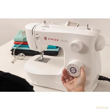 Singer M2405 Sewing machine