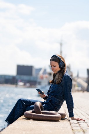 Sony - WH-1000XM4 wireless headphones