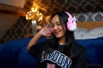 Squishmallows - Plush Bluetooth Headphones - Lola (608074)
