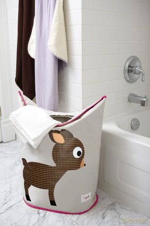 3 Sprouts - Laundry Hamper - Brown Deer