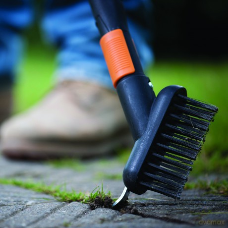 Fiskars - QuikFit Paving Brush