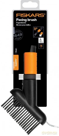 Fiskars - QuikFit Paving Brush