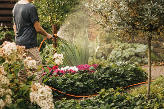 Fiskars - Waterwheel M with 20m Hose