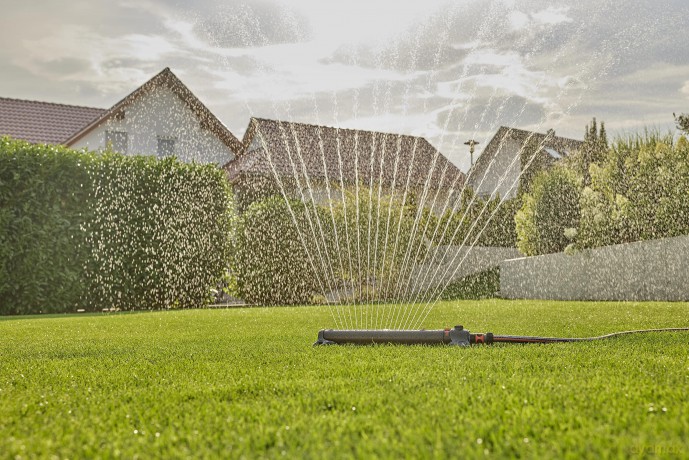 Gardena - Oscillating Sprinkler AquaZoom L 350/2
