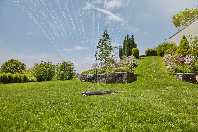 Gardena - Oscillating Sprinkler AquaZoom L 350/2