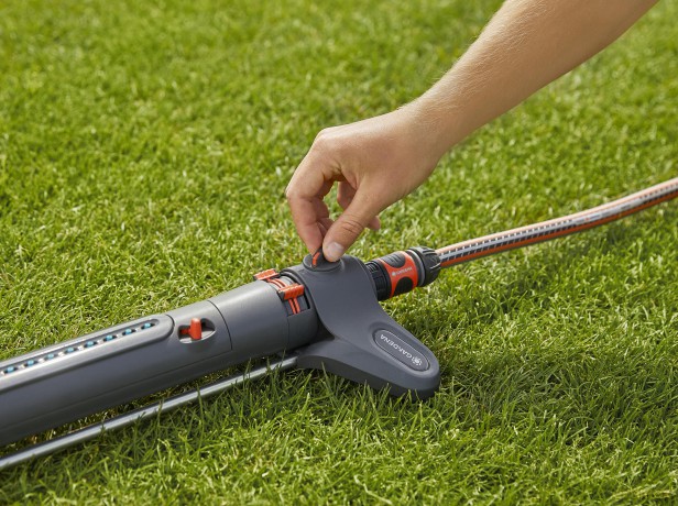 Gardena - Oscillating Sprinkler AquaZoom L 350/2