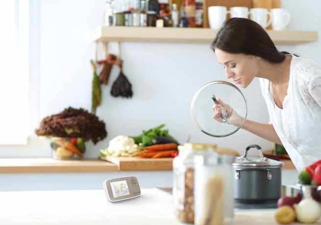 MOTOROLA - Baby Monitor VM483 Video