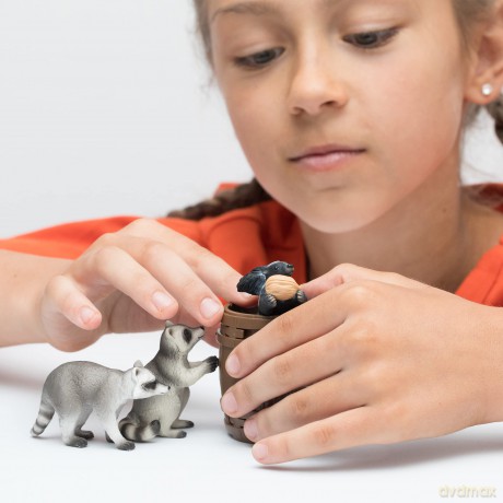 Schleich - Wild Life - Hunt for the nut (42596) [FIGURKA]