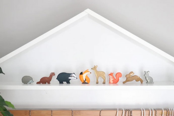 Tender Leaf - Display Shelf with 8 Wooden Animals - Woodlands - (TL8470) [FIGURKA]