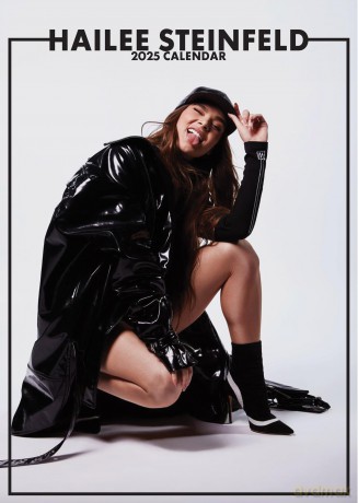 Hailee Steinfeld: 2025 Calendar [KALENDARZ]