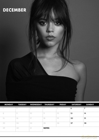Jenna Ortega: 2025 Calendar [KALENDARZ]