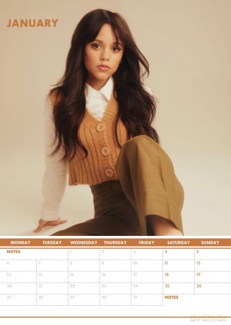 Jenna Ortega: 2025 Calendar [KALENDARZ]
