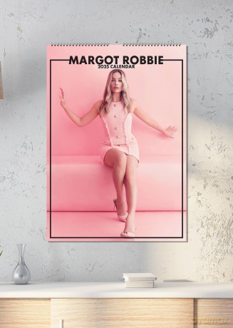 Margot Robbie: 2025 Calendar [KALENDARZ]
