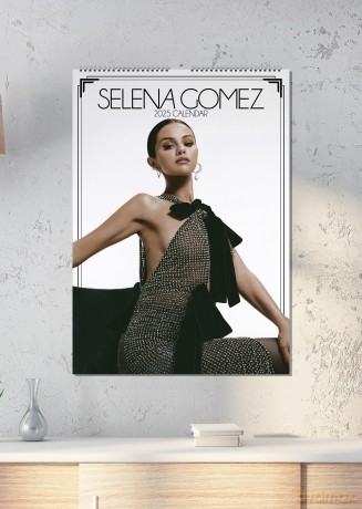 Selena Gomez: 2025 Calendar [KALENDARZ]