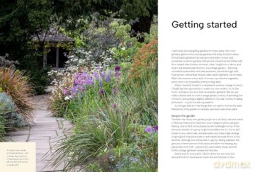 A New Cottage Garden: A practical guide to creating a picture-perfect cottage garden - Mark Bolton [KSIĄŻKA]