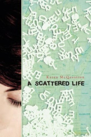 A Scattered Life - Karen Mcquestion [KSIĄŻKA]
