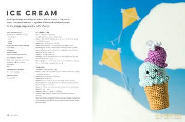 Amigurumi Crochet: 35 easy projects to make: Super-cute patterns for animals, sea creatures, sweet treats and more - Laura Strutt [KSIĄŻKA]