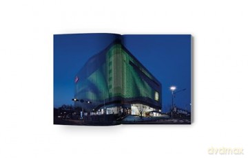 Beyond the Envelope: Twenty-one Pioneering Architectural Projects from the Early Twenty-first Century Twenty-one Interviews with Their Architects - Tom Verebes [KSIĄŻKA]