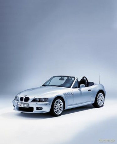 BMW Milestones - Michael Kockritz [KSIĄŻKA]
