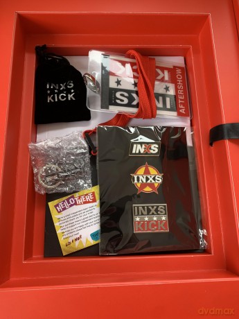 Calling All Nations A Fan History of INXS Deluxe Edition [KSIĄŻKA]