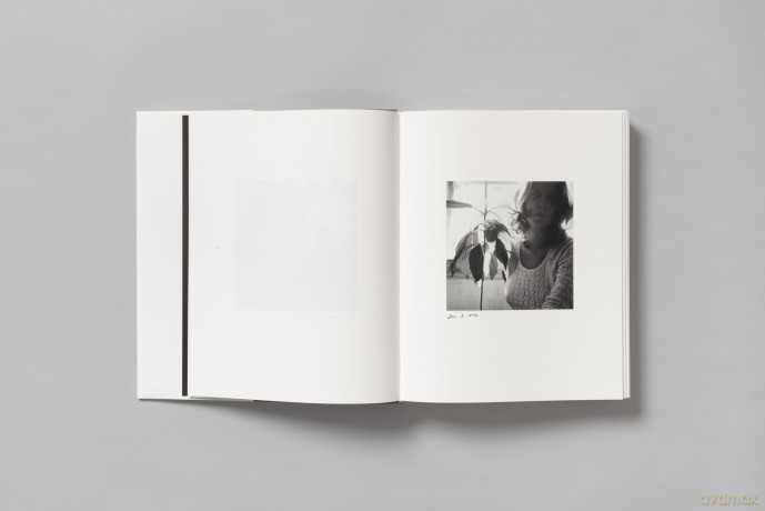 Daily Self-Portraits 1972-1973 - M. Shoook [KSIĄŻKA]