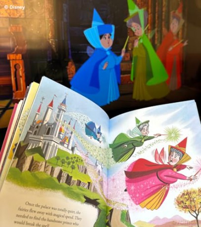 Disney Pocket Classics - The Princess Collection: featuring Snow White, Sleeping Beauty and Cinderella - Walt Disney [KSIĄŻKA]