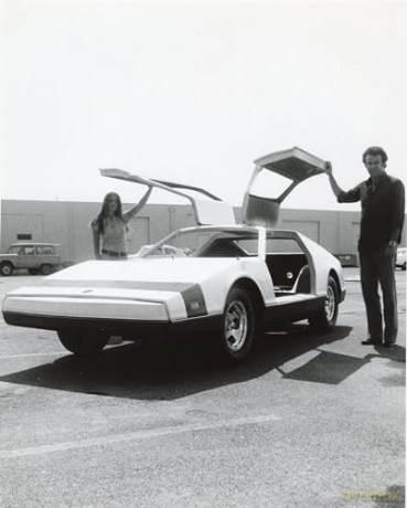 Dream Car: Malcolm Bricklin's Fantastic SV1 and the End of Industrial Modernity - Dimitry Anastakis [KSIĄŻKA]