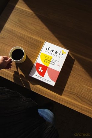 Dwell Differently: Overcome Negative Thinking with the Simple Practice of Memorizing God's Truth - Natalie, And Abbott [KSIĄŻKA]