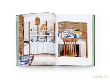 Estate Life: Living and Entertaining at Daylesford: Organic Lifestyle in the Cotswolds - Carole Bamford Mart [KSIĄŻKA]