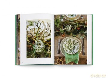 Estate Life: Living and Entertaining at Daylesford: Organic Lifestyle in the Cotswolds - Carole Bamford Mart [KSIĄŻKA]